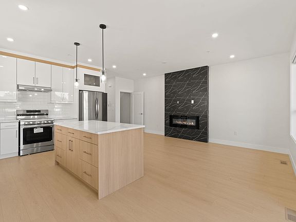 4th image of 32539 Higginbottom Ct