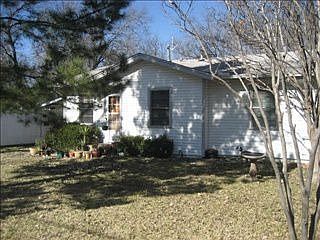 1st image of 2413 Pecandale Dr