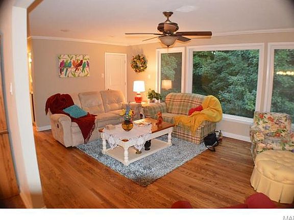 4th image of 219 River Bend Dr