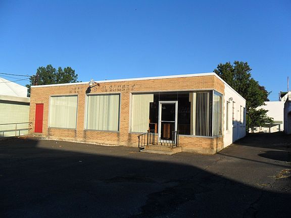 2nd image of 1914 W End Ave