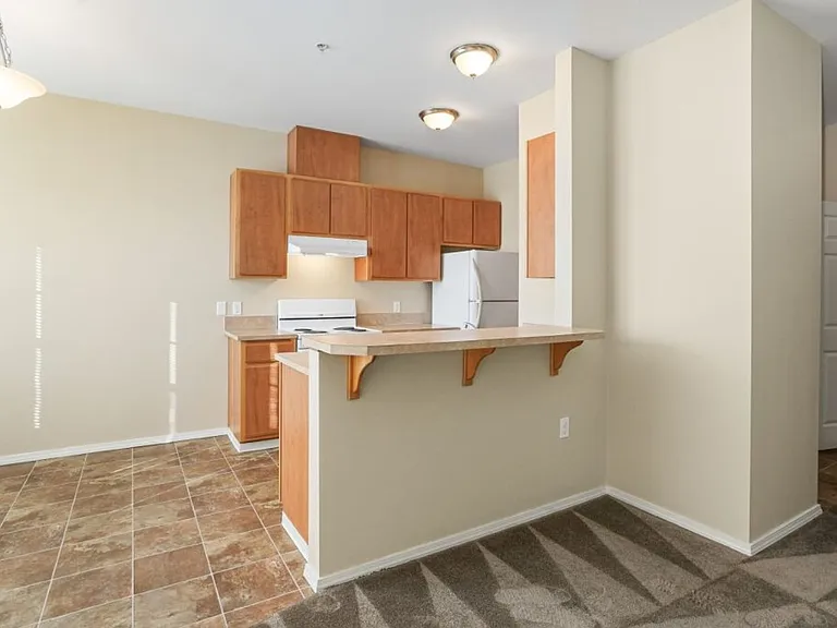 Baxter Ridge Apartments — Photo 40