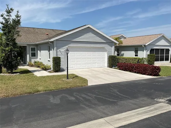 682 Ironwood Cir #121, Venice, FL 34292