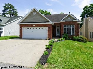 5 Naomi Ct, Fairmont, WV 26554