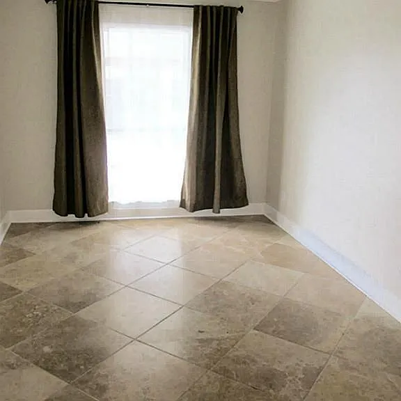 1221 Aurora St — Photo 12
