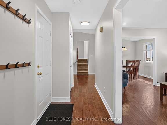 5th image of 11 Edgewell Cres