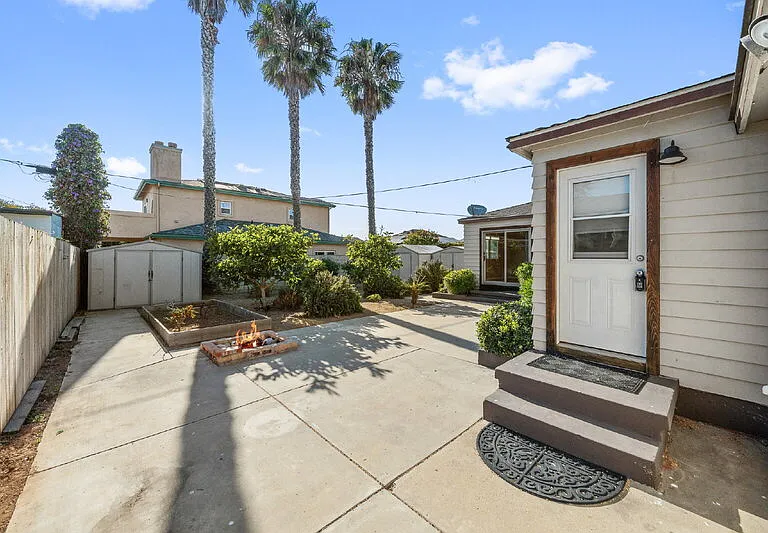 656 Corvina St — Photo 27