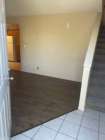 2600 Chandler Ct — Photo 2