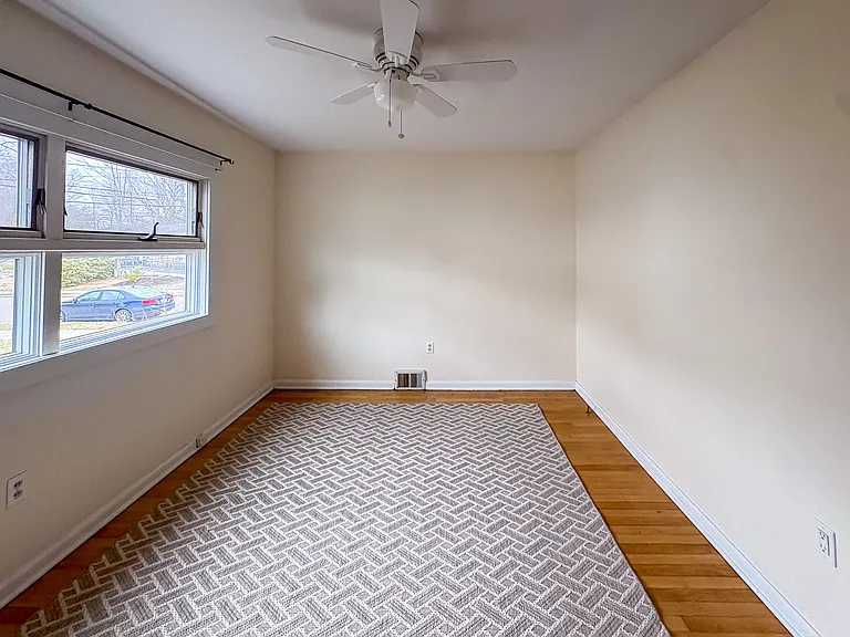 38 Marshall Dr — Photo 28