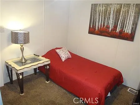 1 bed, 130 sqft, $695 — Photo 3