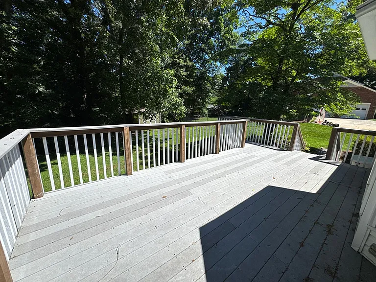 307 Fallingbrook Dr — Photo 25
