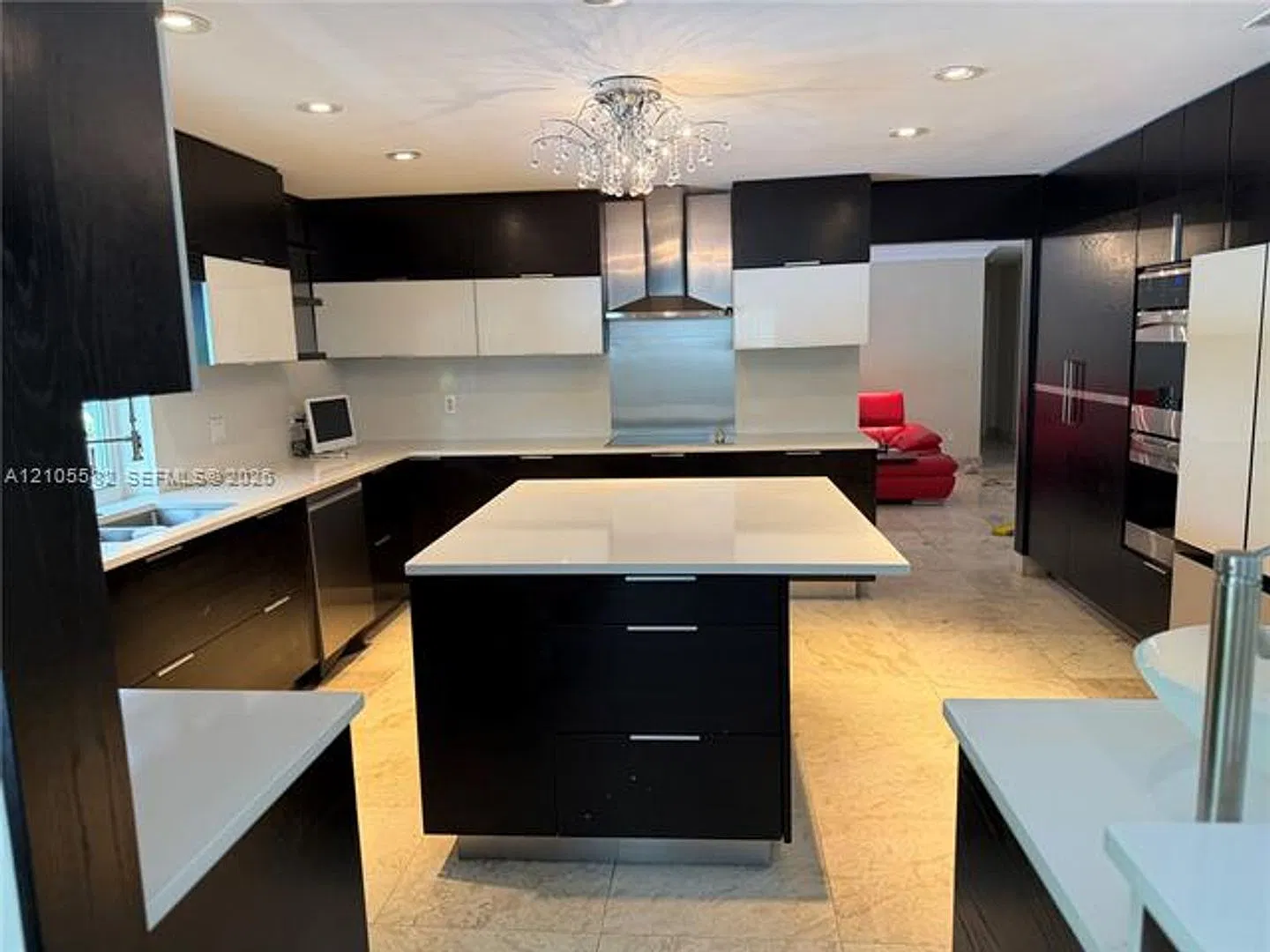 2215 NE 204th St # 2215, Miami, FL 33180 — Photo 1