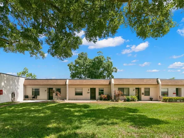 2979 Mission Dr E, Clearwater, FL 33759