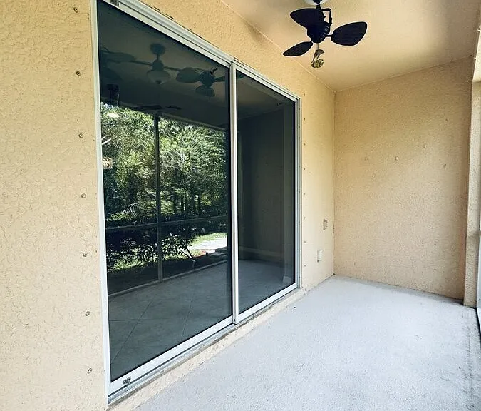 10258 Via Colomba Cir — Photo 36