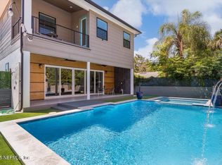 211 Belvedere St, Atlantic Beach, FL 32233