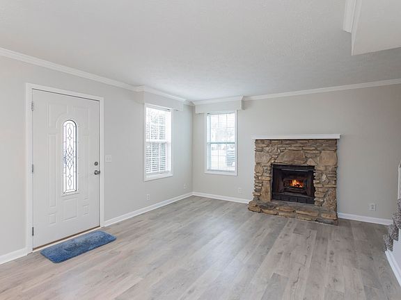 4th image of 2424 Robbie Ct