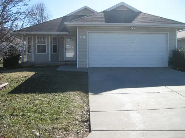 1032 W Butterfield Dr, Nixa, MO 65714