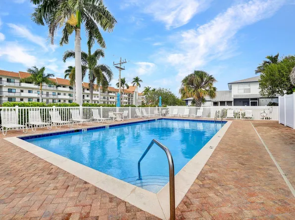 731 W Elkcam Cir Unit B114, Marco Island, FL 34145