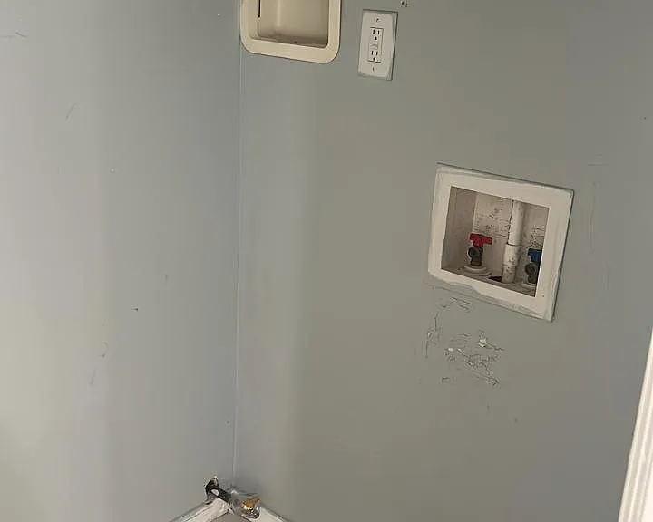 6 Adams St #1 — Photo 5