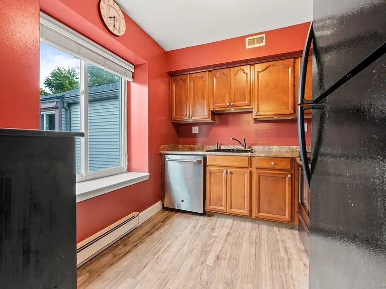 28 Candlewood Dr — Photo 6
