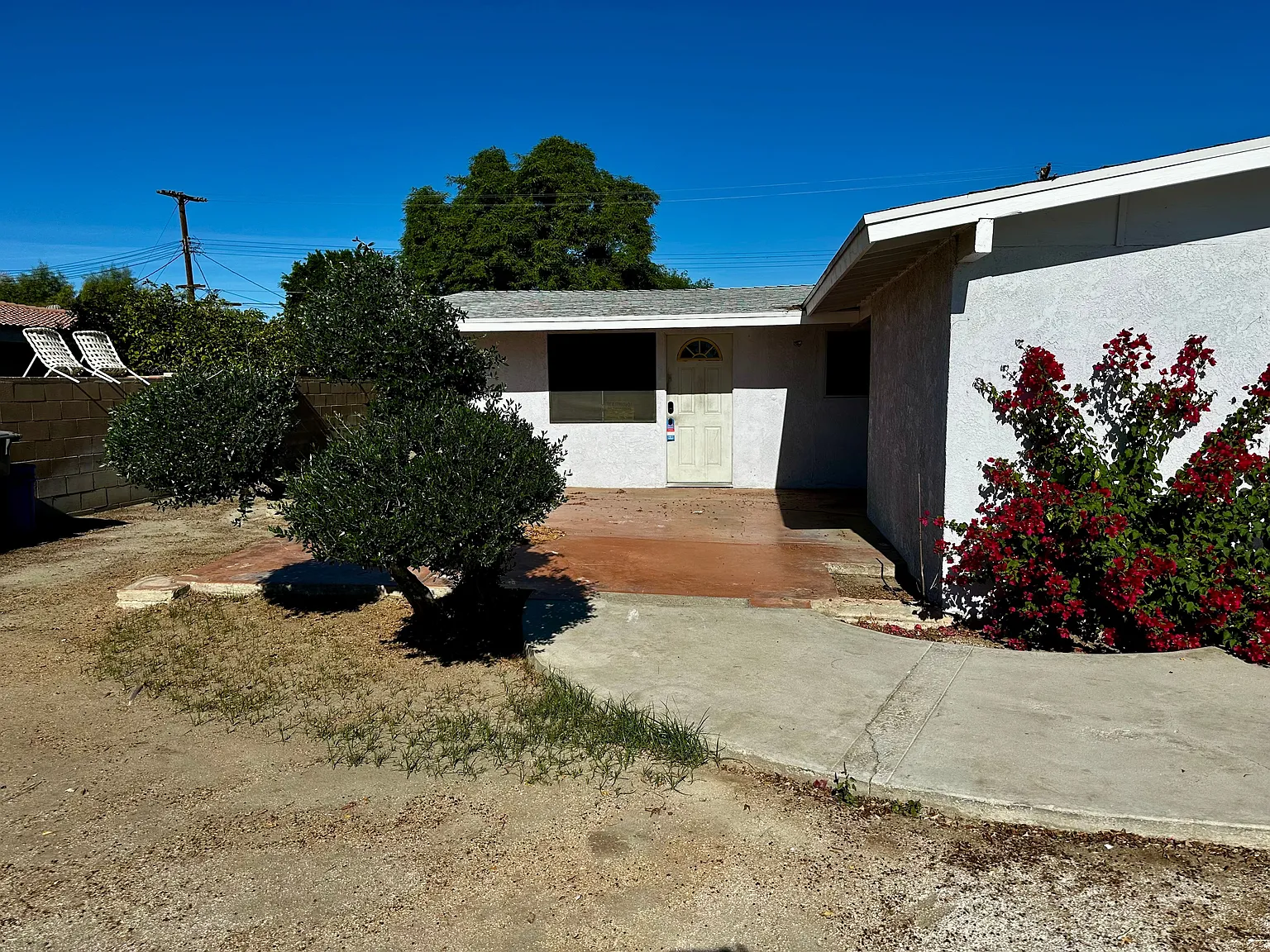 3 bed, 2.0 bath, 1300 sqft, $2,850 — Photo 1