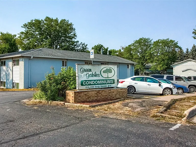 2515 S Sheridan Blvd — Photo 26