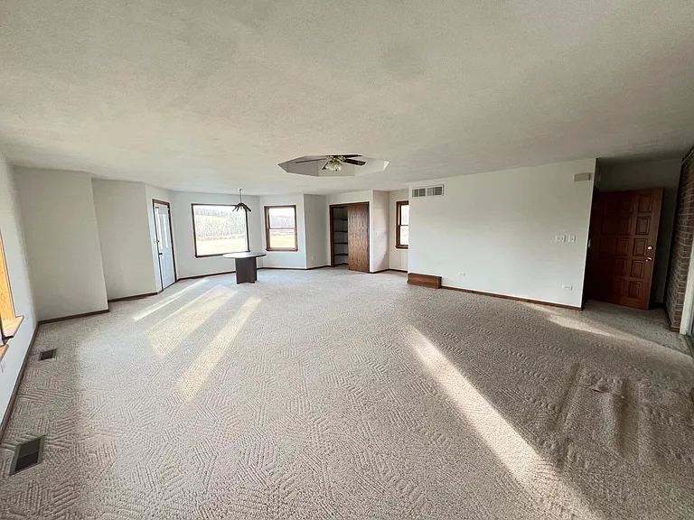 1085 W State Highway Cc — Photo 20