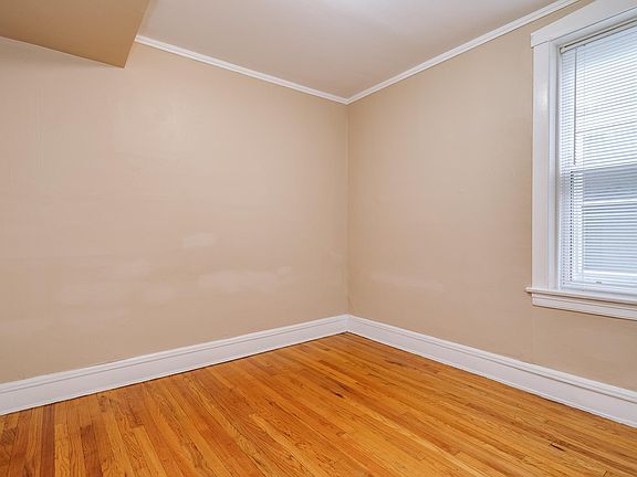 4th image of 4719 N Kostner Ave APT 1