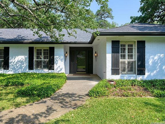 3rd image of 10119 Manton Ln