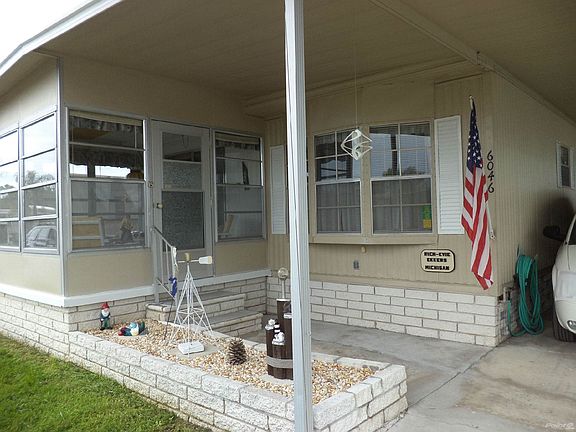 FRONT ENTRANCE TO FLA ROOM