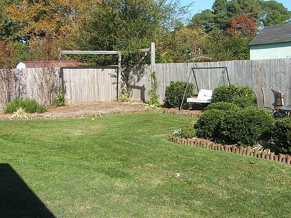 5th image of 224 Waverly Dr