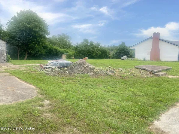 1000 W Columbia Ave, Monticello, KY 42633