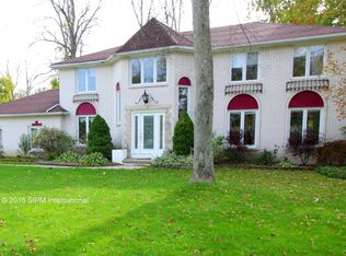 136 Northington Dr, East Amherst, NY 14051