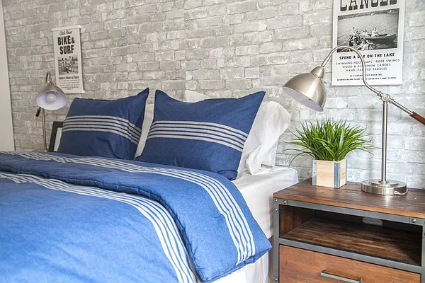 Rented by Pinnacle City Living | media 41