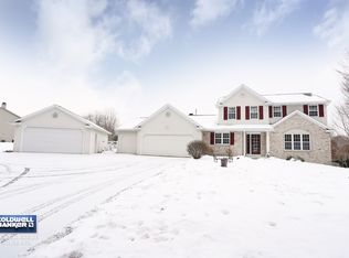 4280 River Forest Cir, Pulaski, WI 54162