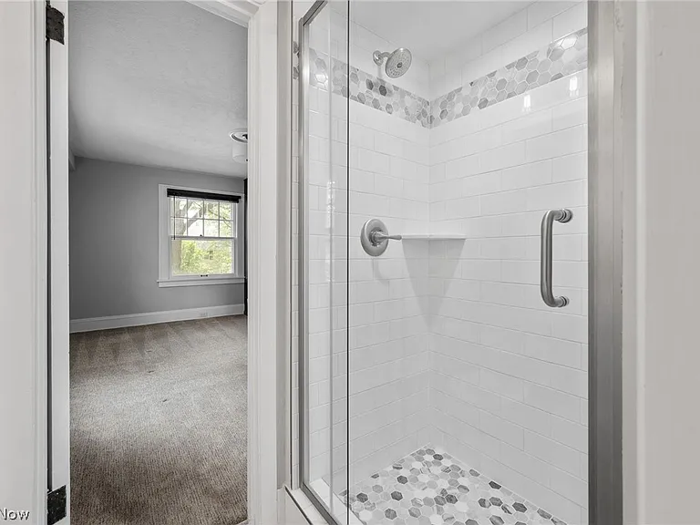 2924 Brighton Rd — Photo 17