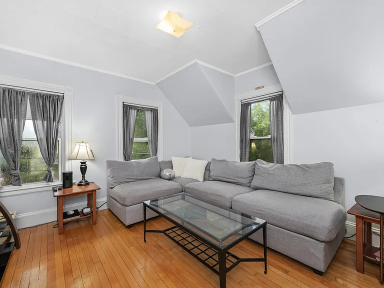 38 E Foster St #2 — Photo 3