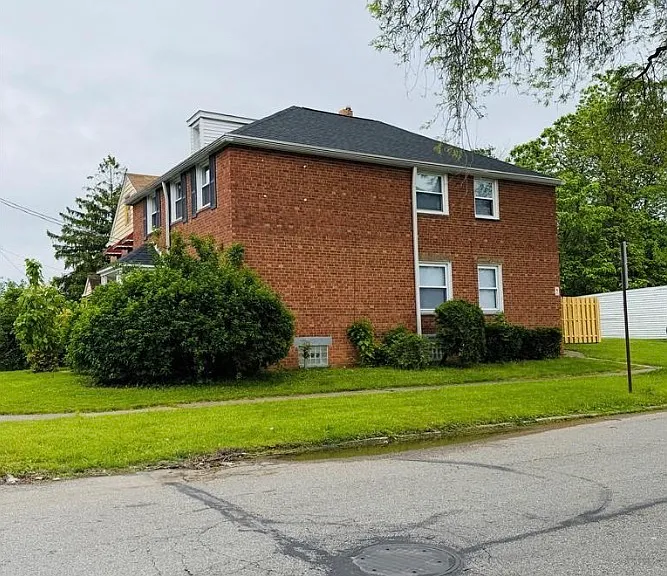 14701 Milverton Rd #1 — Photo 3