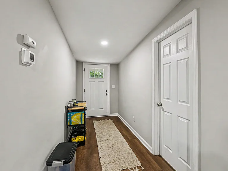 309 Farrell St — Photo 5