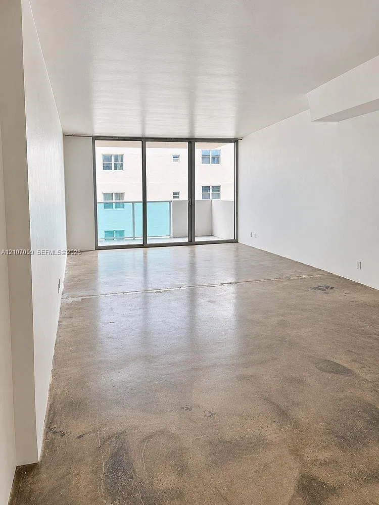 Mirador 1200 Condo — Photo 2
