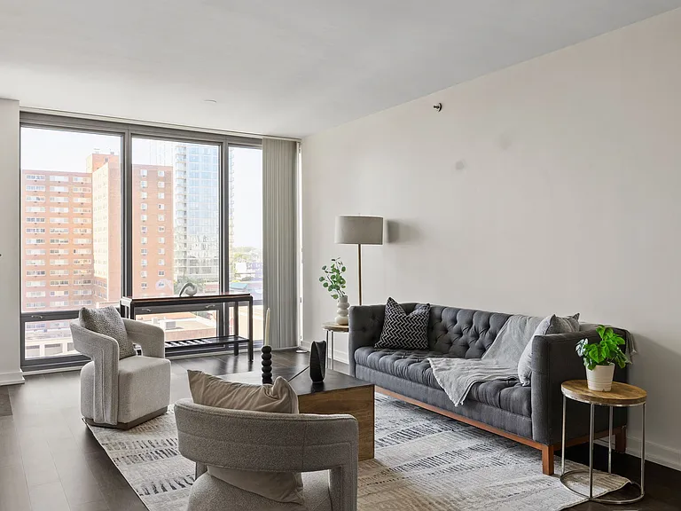 2101 Market St #8O5 — Photo 14