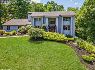 100 Guinea Rd, Brewster, NY 10509