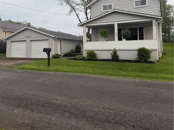 1223 Meredith St, East Liverpool, OH 43920