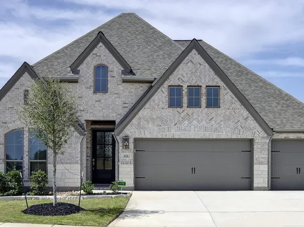 122 Post Oak, Castroville, TX 78009