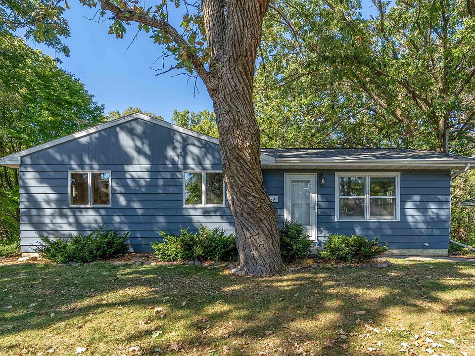 1st image of 1749 Oakridge Pl