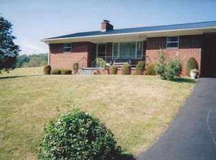 809 Flowing Springs Rd, Atkins, VA 24311