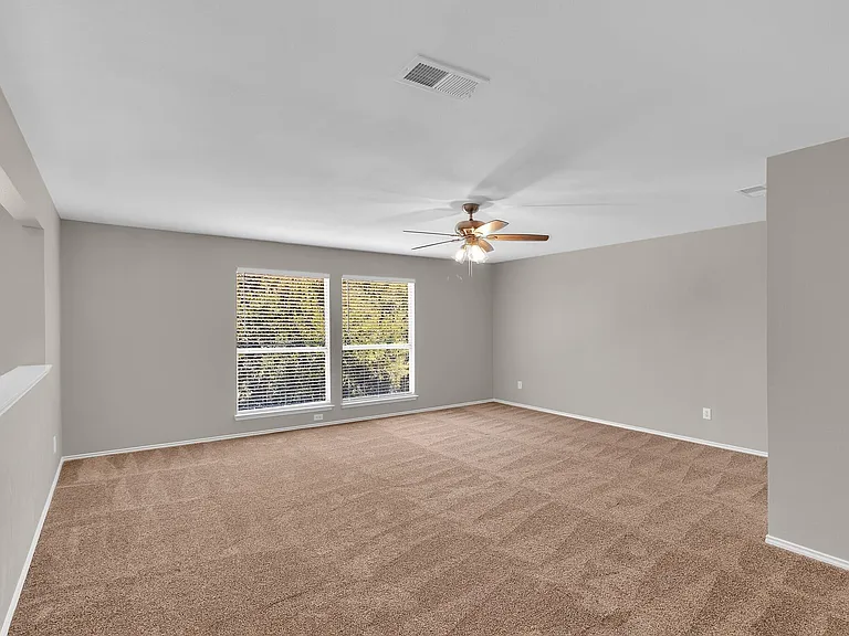 4729 Woodhaven Ln — Photo 30
