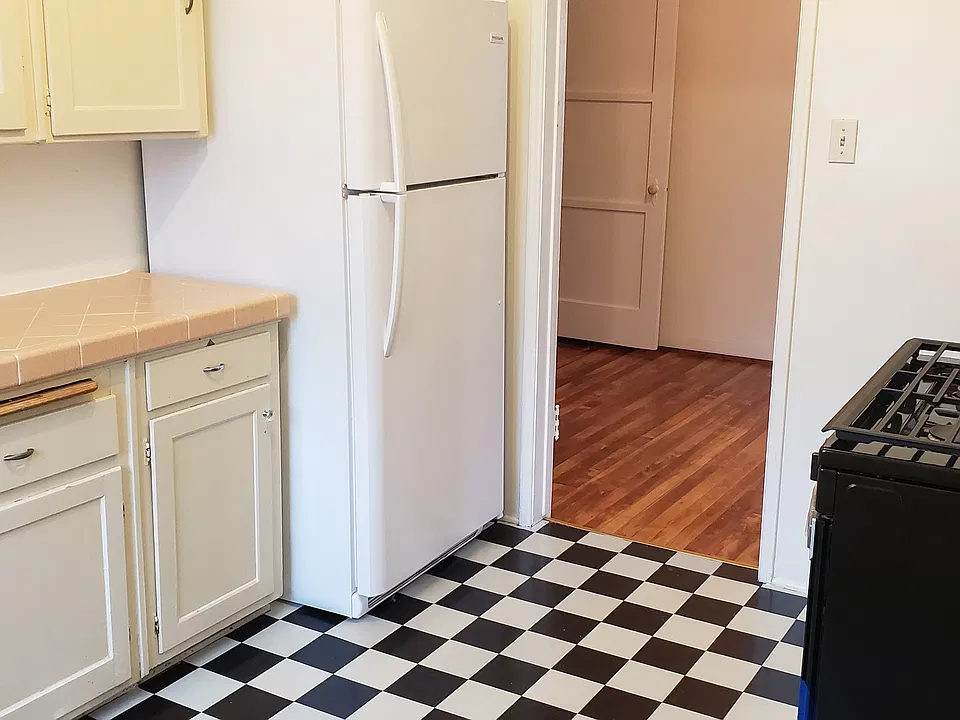 New oven & stove