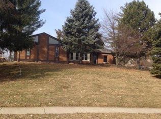 27 Edgewood Rd, Edgewood, KY 41017