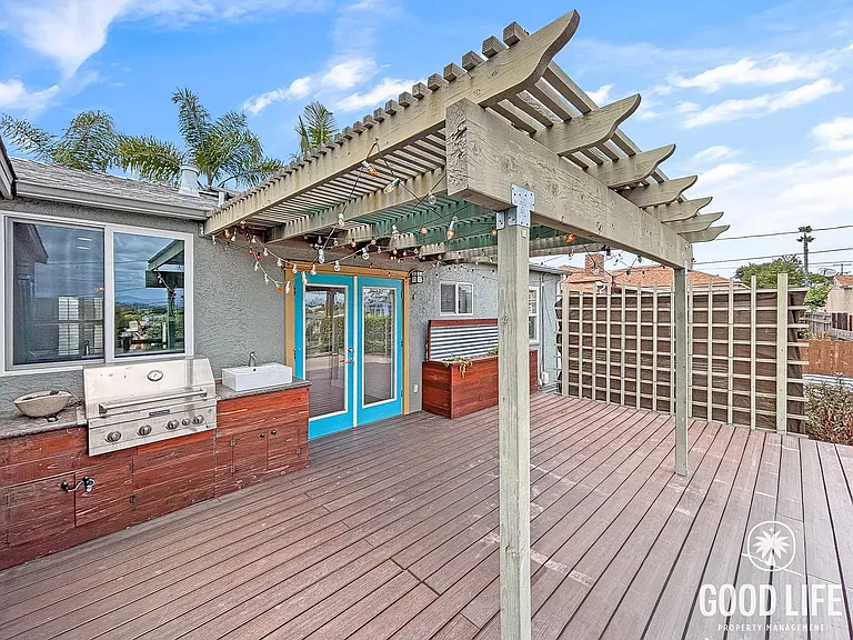 4241 E Overlook Dr — Photo 26