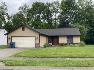 940 Country Ln, Indianapolis, IN 46217